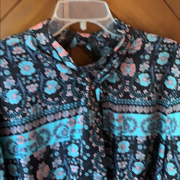 Dress - Picture 4 of 4